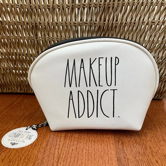 RAE DUNN Cosmetic Zipper Bag- ‘Makeup Addict.’ - Picture 1 of 6